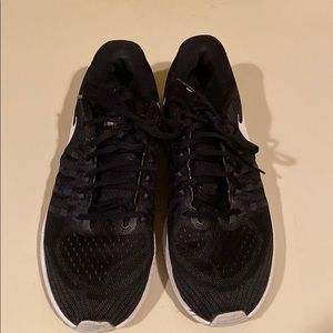 Nike women’s zoom running shoes